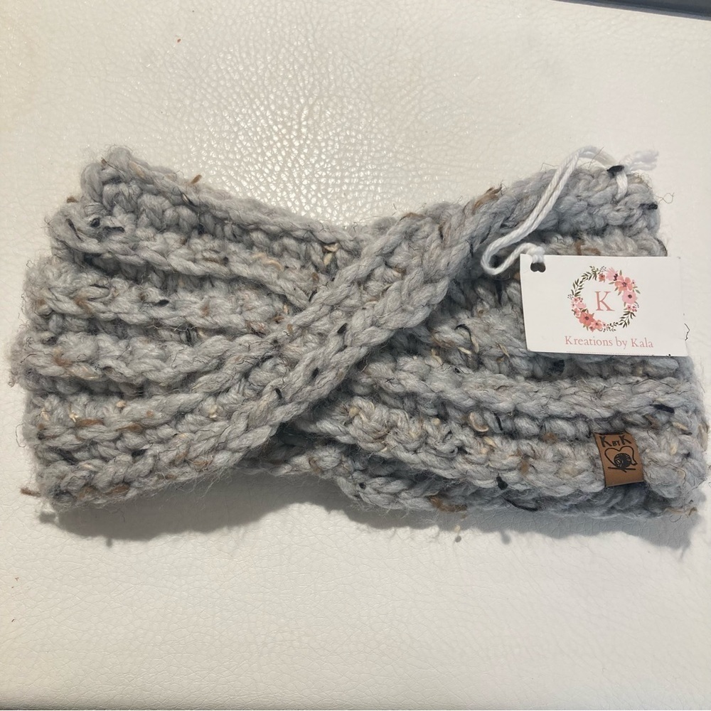 KREATIONS BY KALA Chunky Knit Head Ear Warmer Headband Twist Design NWT